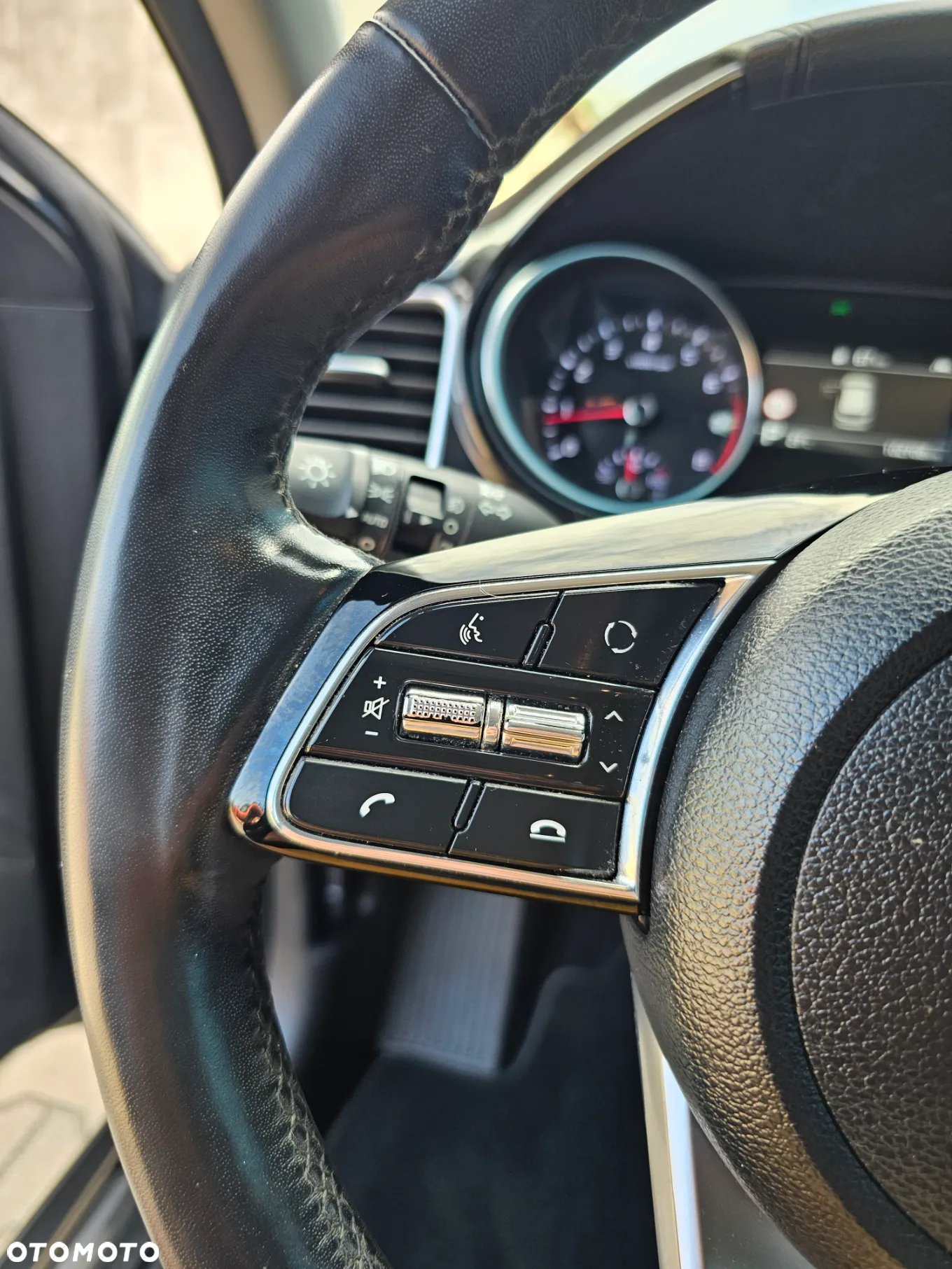 Kia XCeed 1.4 T-GDI OPF DCT7 JBL SOUND EDITION - 23