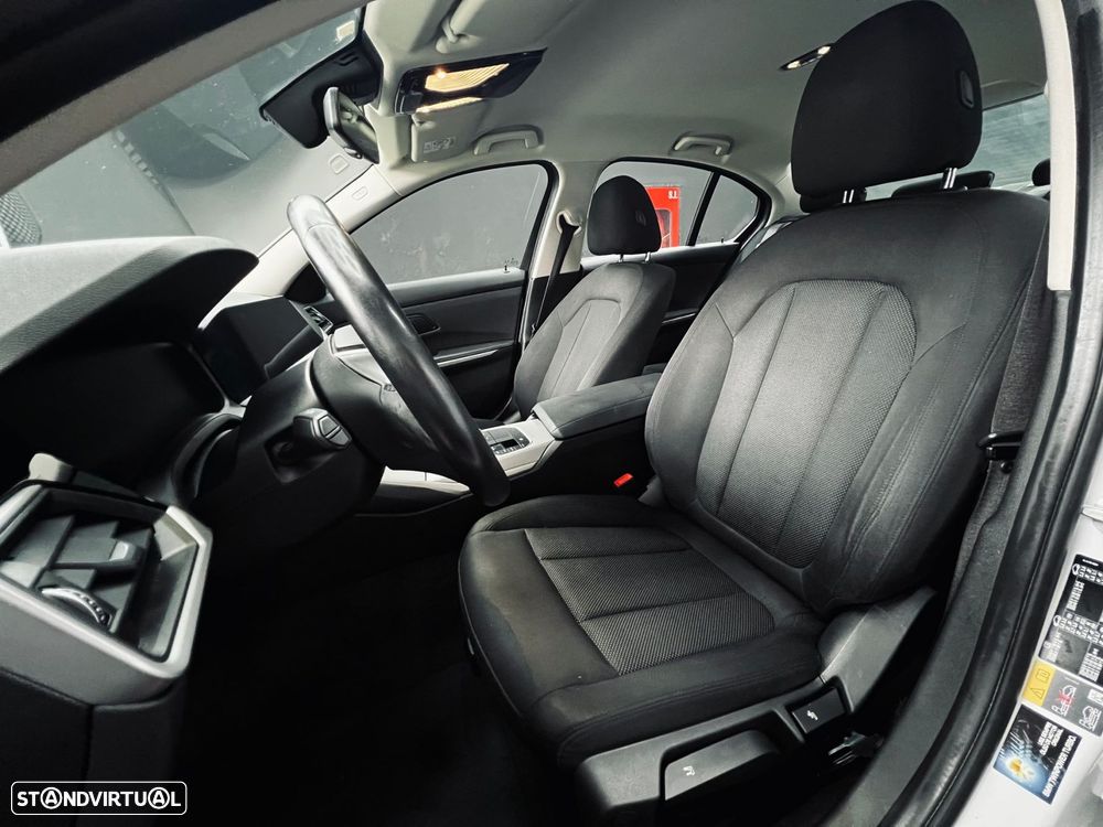 BMW 330 e Corporate Edition Auto - 26