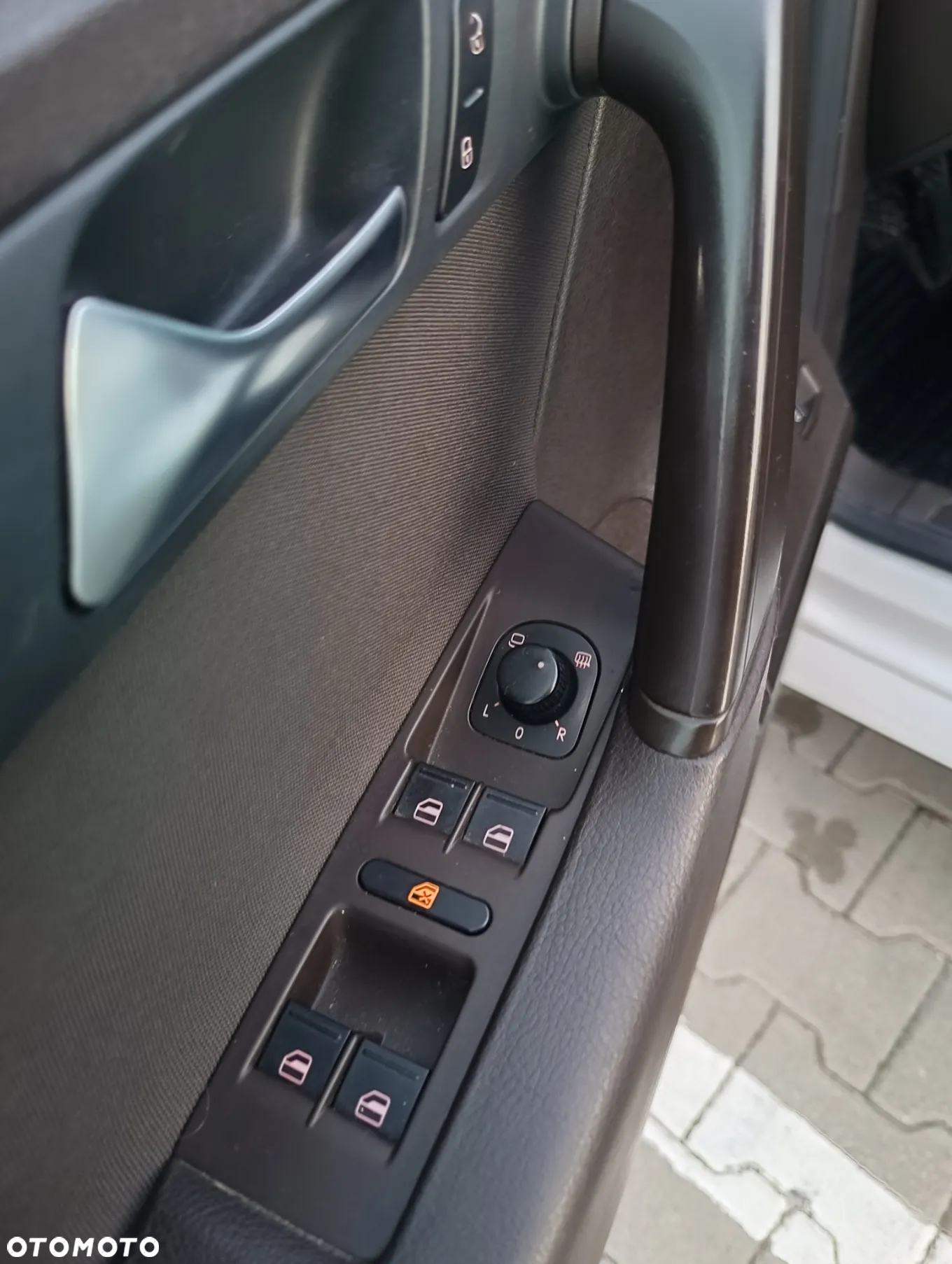 Volkswagen Passat Variant 1.6 TDI BlueMotion Technology Business Edition - 18
