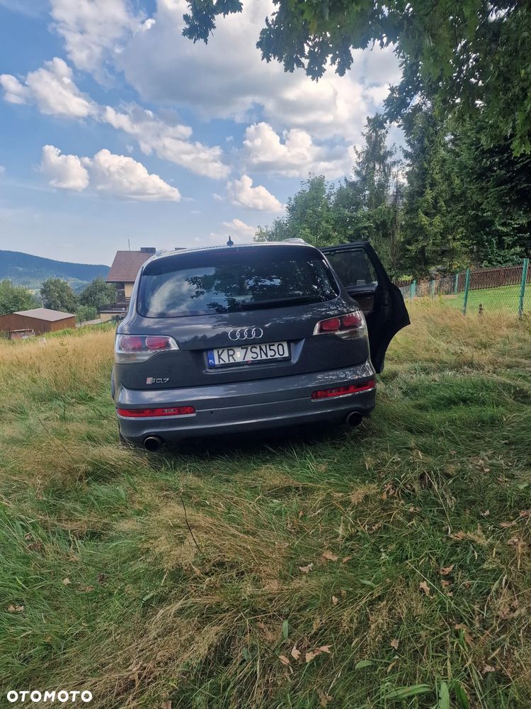 Audi Q7 - 6