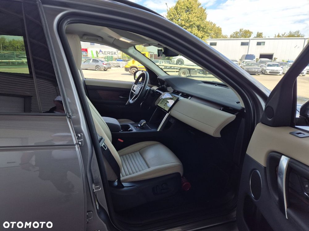 Land Rover Discovery Sport D200 - 13