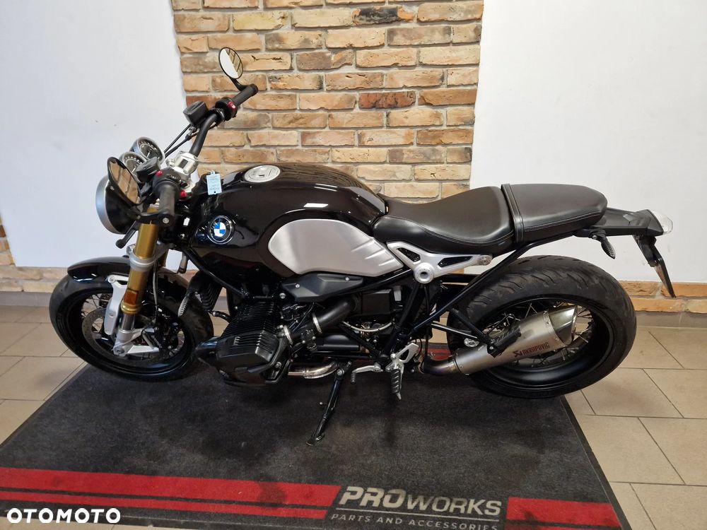 BMW R - 7