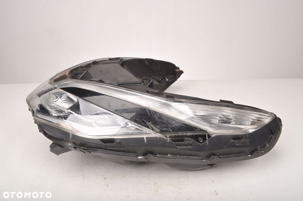 HONDA PCX 125 LAMPA PRZÓD PRZEDNIA 19R - 10