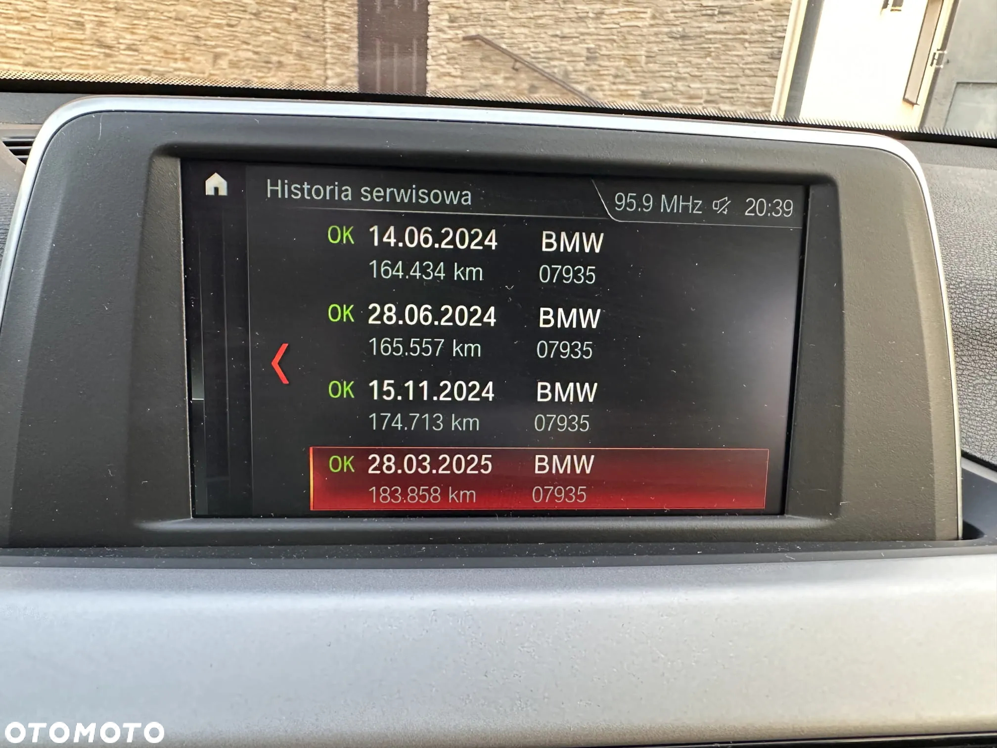 BMW X1 sDrive20d - 34