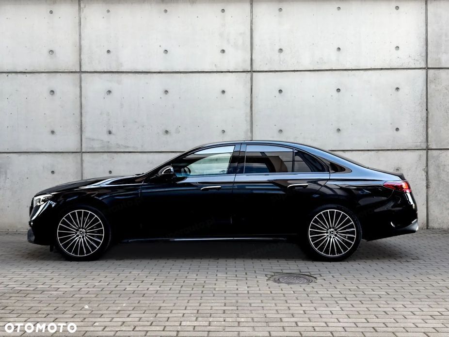 Mercedes-Benz Klasa E 220 d mHEV 4-Matic AMG 9G-Tronic - 4