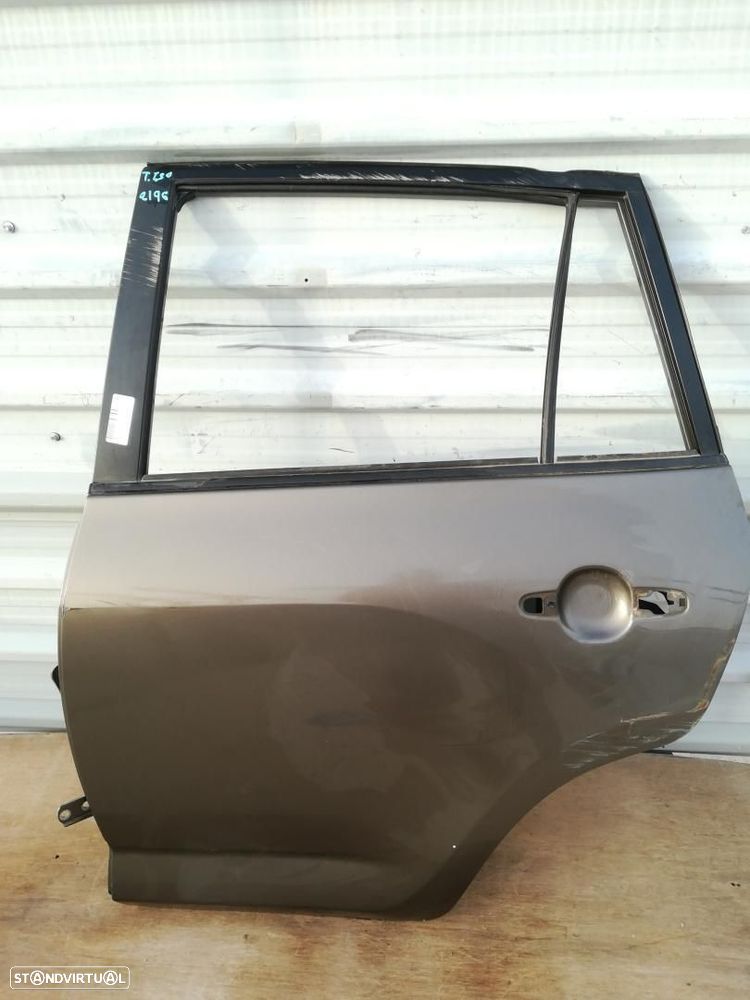 PORTA TRASEIRA ESQUERDA TOYOTA RAV4 A3 - 1