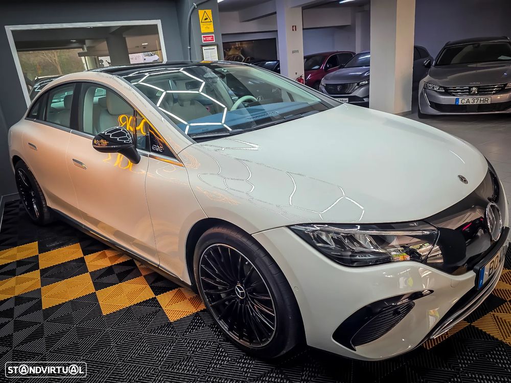 Mercedes-Benz EQE SUV 300 - 11