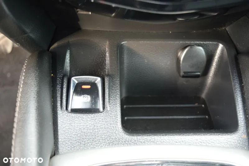 Nissan Qashqai 1.6 dCi 4 x 4 DPF Start/Stop 360 - 27