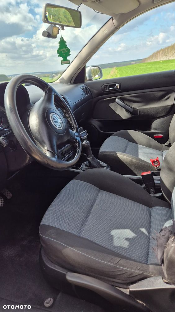 Volkswagen Golf 1.9 TDI Comfortline - 14