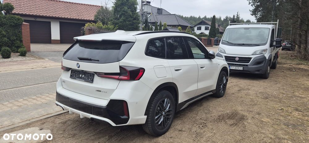 BMW X1 - 4