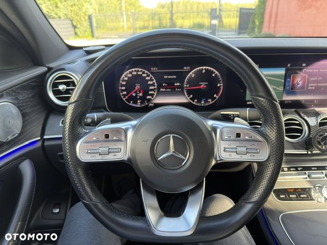 Mercedes-Benz Klasa E 220 d 4-Matic 9G-TRONIC - 10