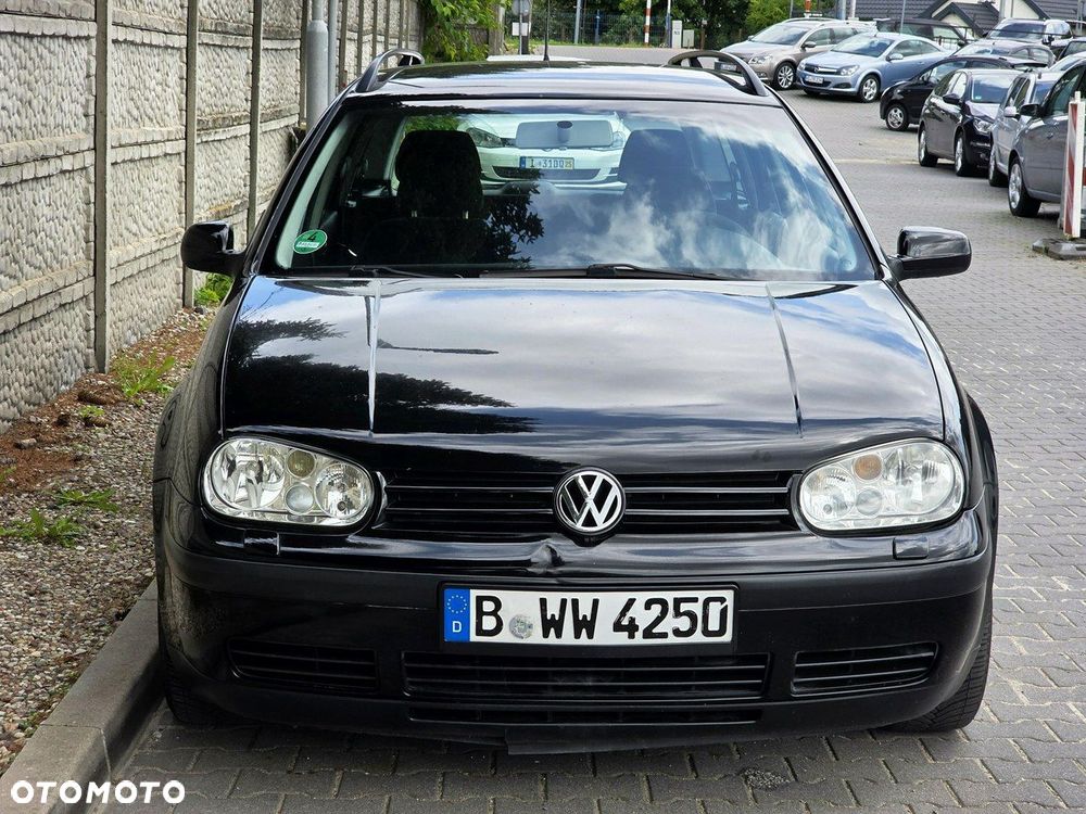 Volkswagen Golf - 2