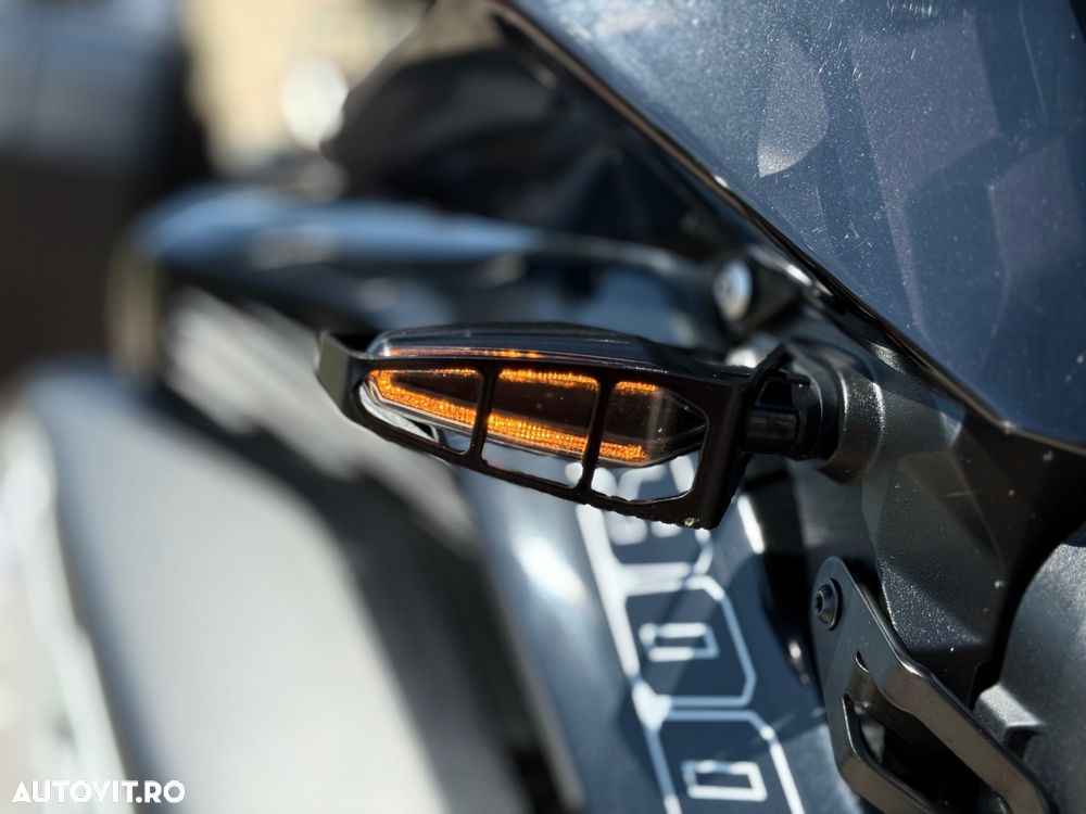 BMW F900GS Adventure - 11