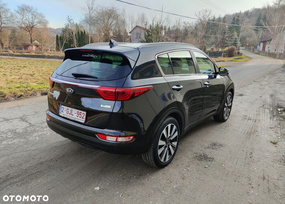 Kia Sportage 1.7 CRDI 2WD ISG Dream-Team Edition - 10