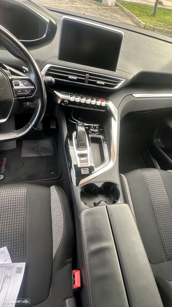 Peugeot 3008 BlueHDi 130 Stop & Start EAT8 Allure Pack - 2