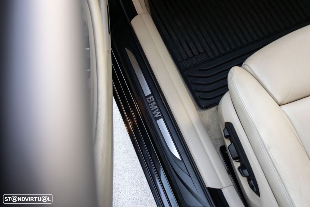 BMW 525 d Line Luxury Auto - 31