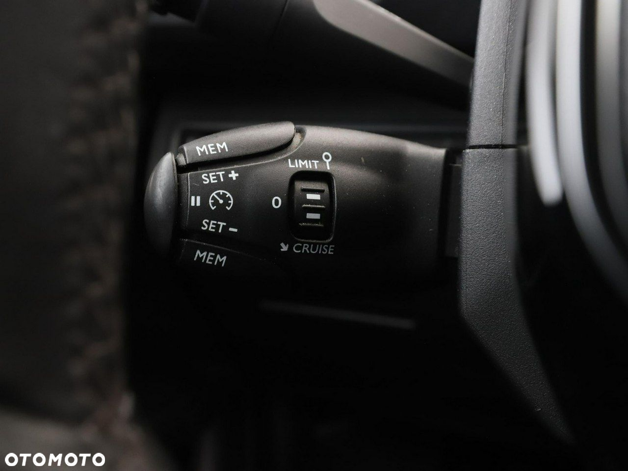 Peugeot 3008 1.2 PureTech Allure - 30