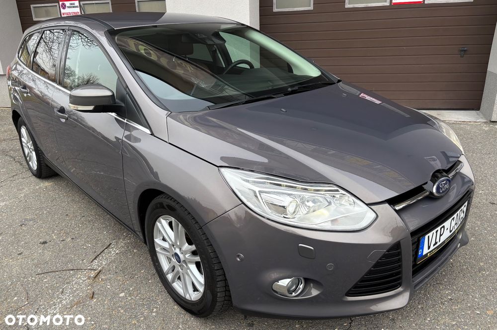 Ford Focus - 32