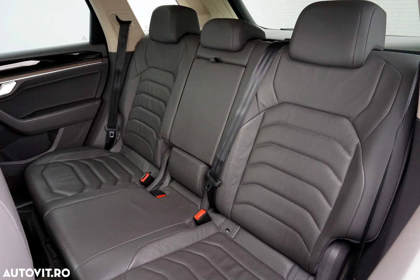 Volkswagen Touareg V6 TDI Elegance - 15