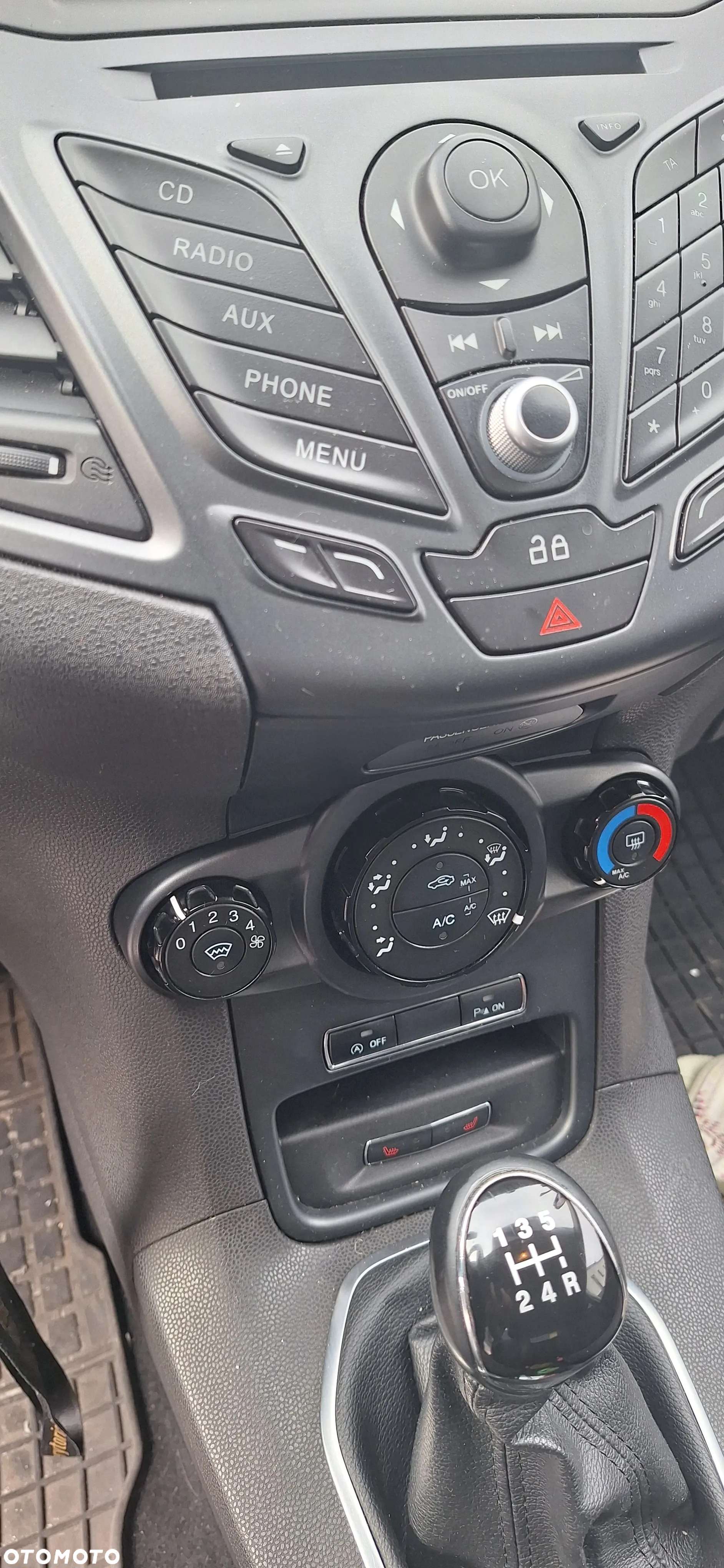 Ford Fiesta 1.0 EcoBoost SYNC Edition - 10