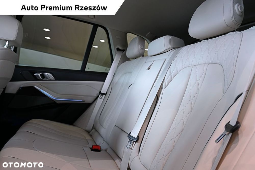 BMW X5 xDrive30d mHEV - 11