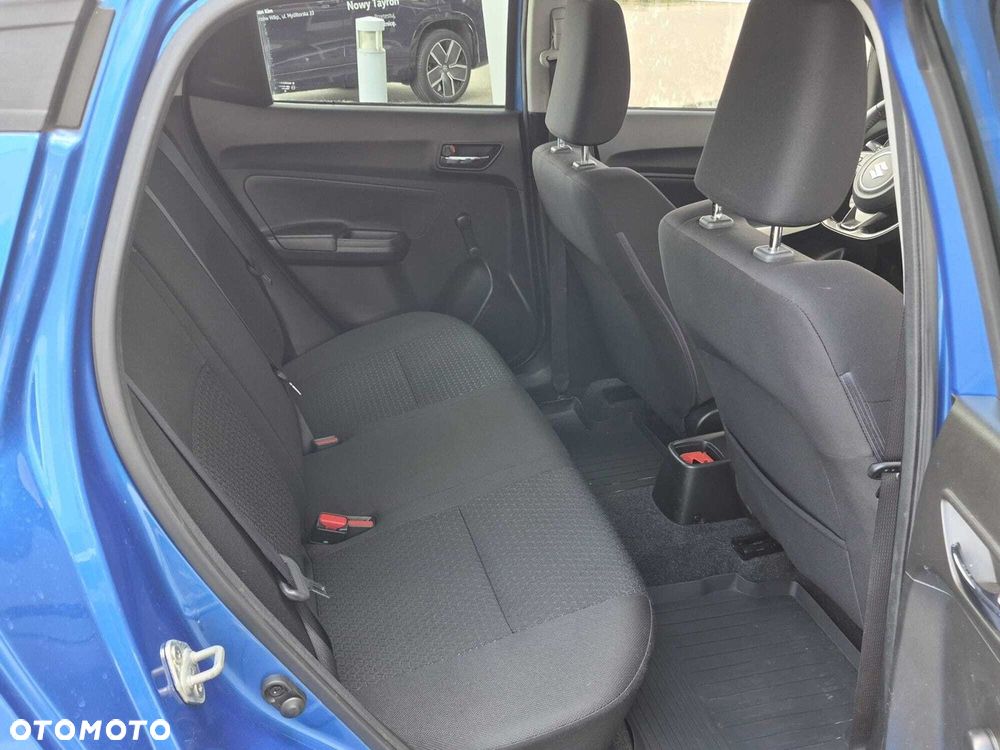 Suzuki Swift - 11
