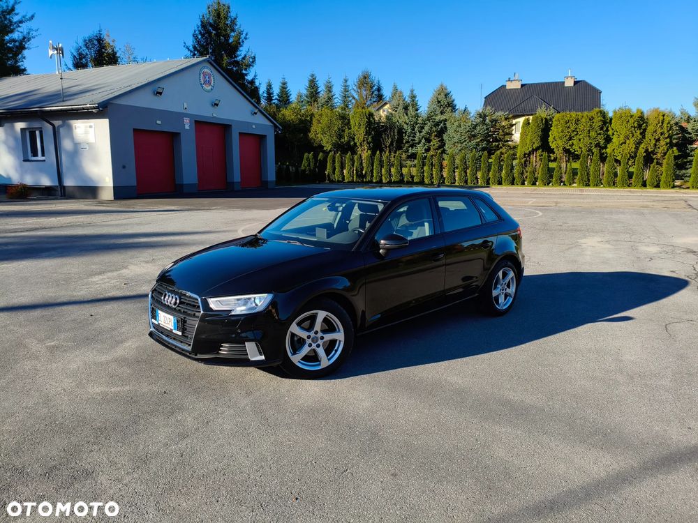 Audi A3 Sportback 1.6 TDI S tronic Attraction - 24