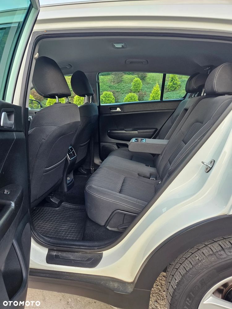 Kia Sportage - 32