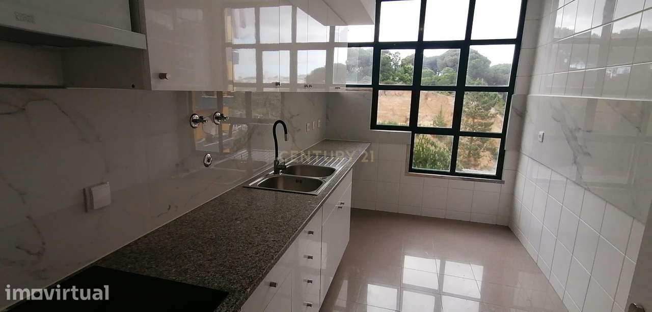 Apartamento de 4 Assoalhadas com Vista sobre o Parque da Paz situado n - Grande imagem: 4/26