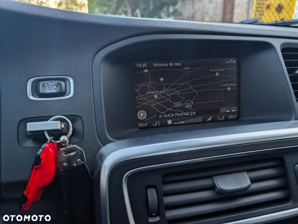 Volvo V60 D3 Summum - 18