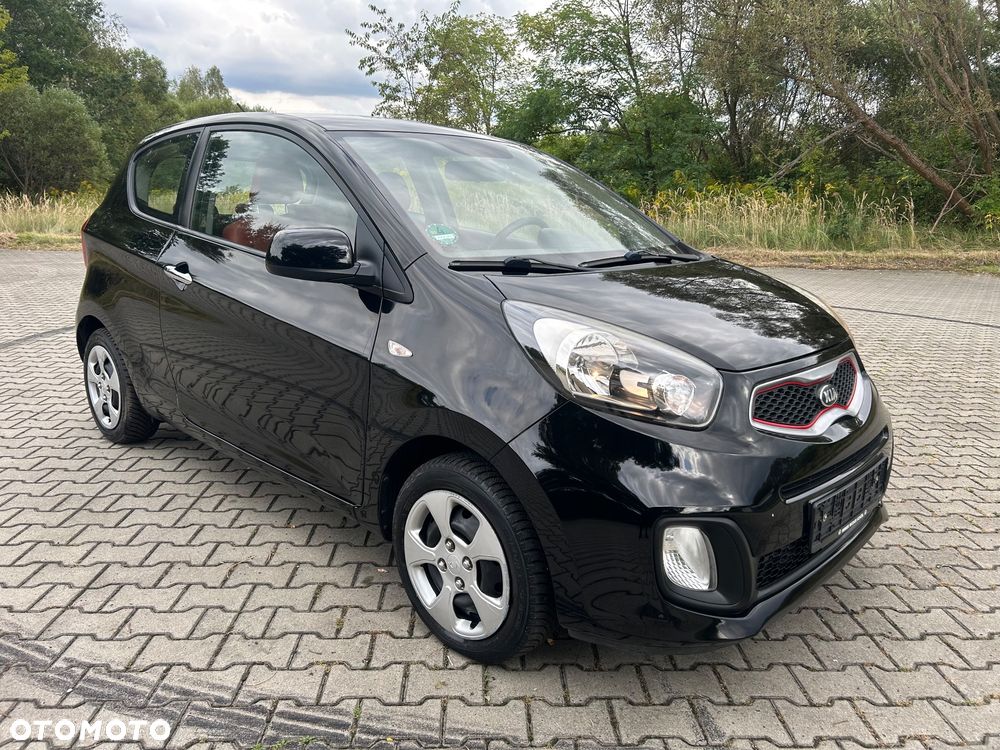 Kia Picanto 1.0 Fifa World Cup Edition - 3