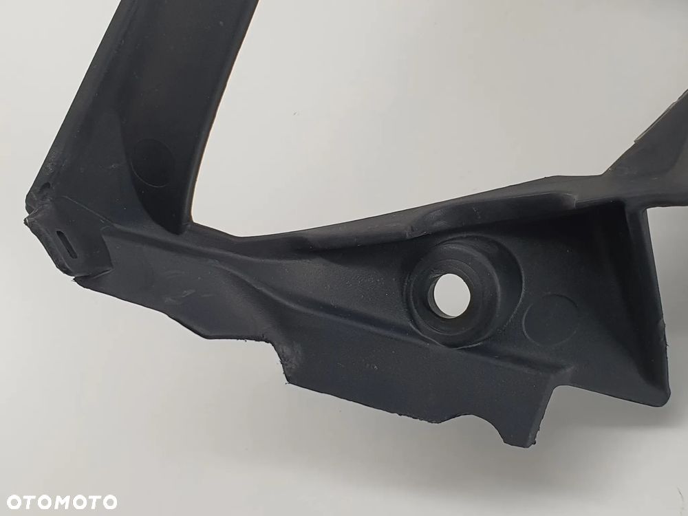 WYPELNIENIE PRAWE WLOT OSLONA    DUCATI DIAVEL - 6