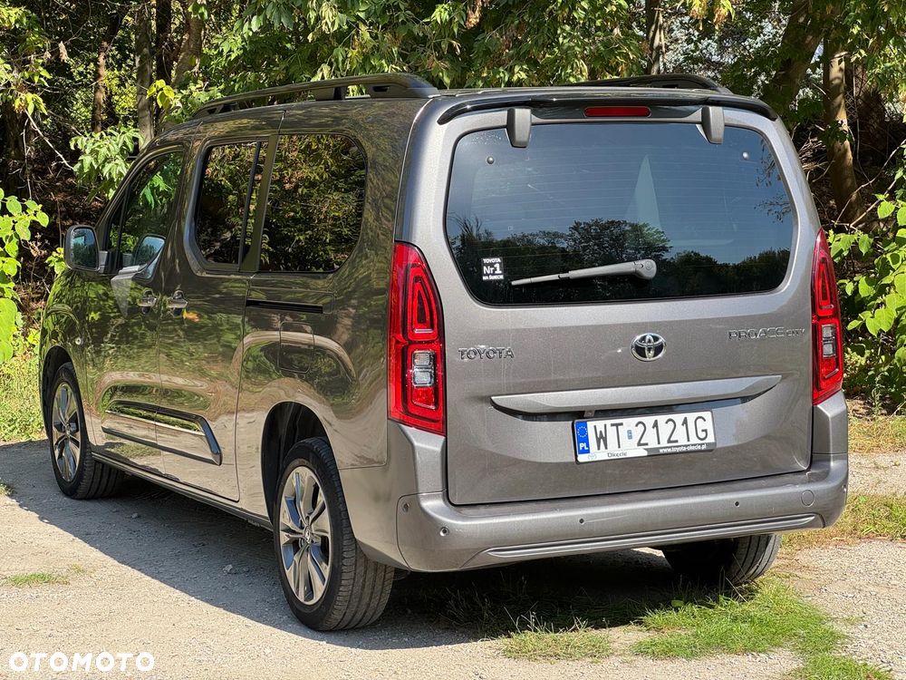 Toyota Proace City Verso Long 1.5 D-4D Family - 4