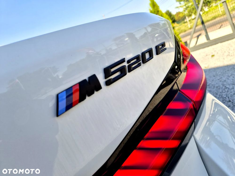 BMW Seria 5 520e M Sport sport - 22