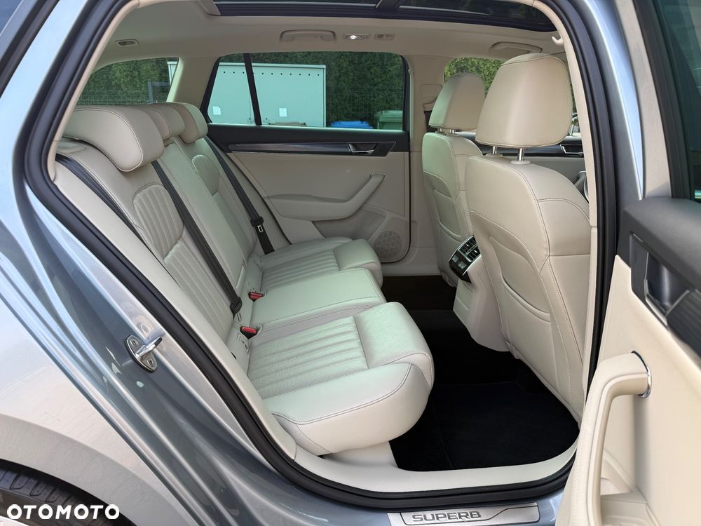 Skoda Superb 2.0 TDI DSG Style - 22