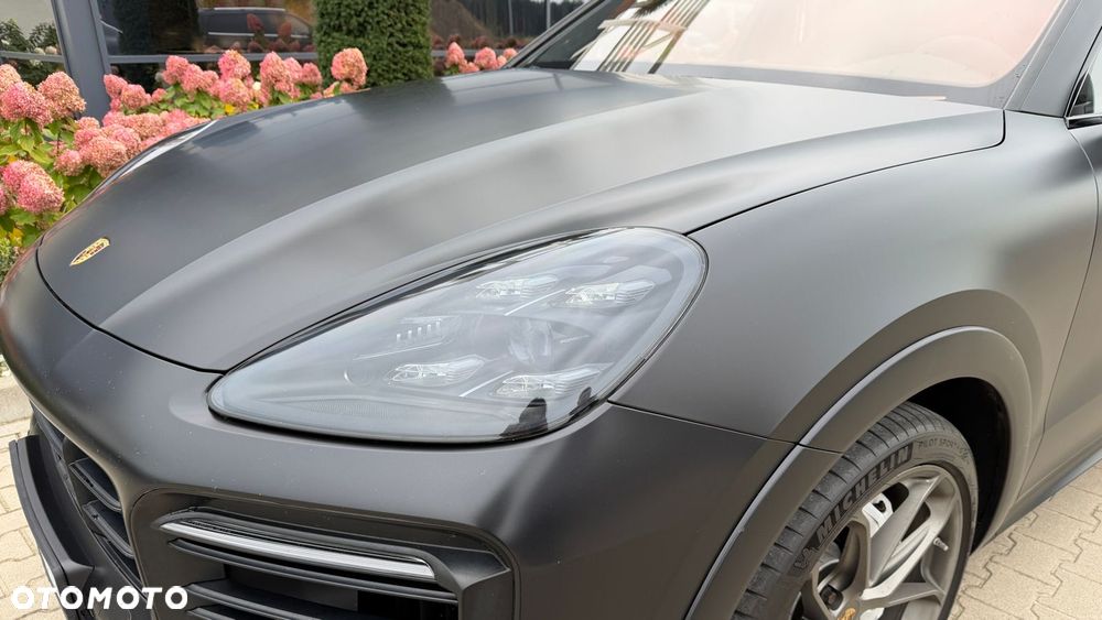 Porsche Cayenne - 8