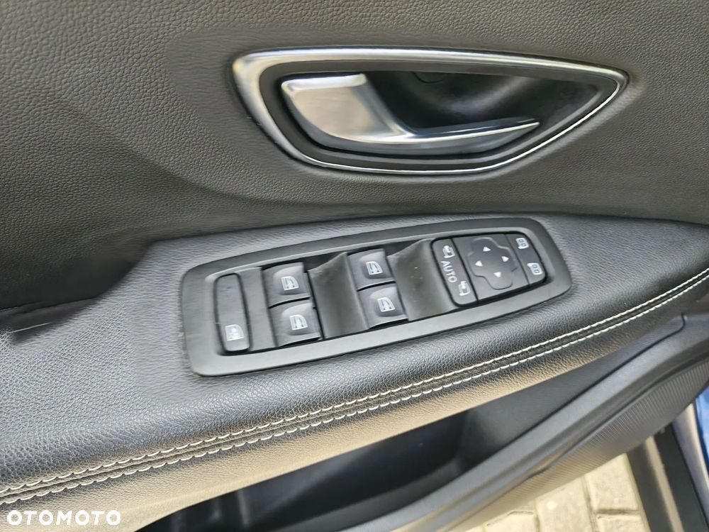 Renault Scenic - 8