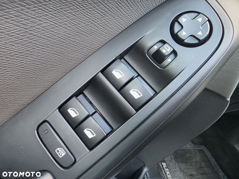 Citroën C4 Picasso 2.0 BlueHDi Intensive - 25