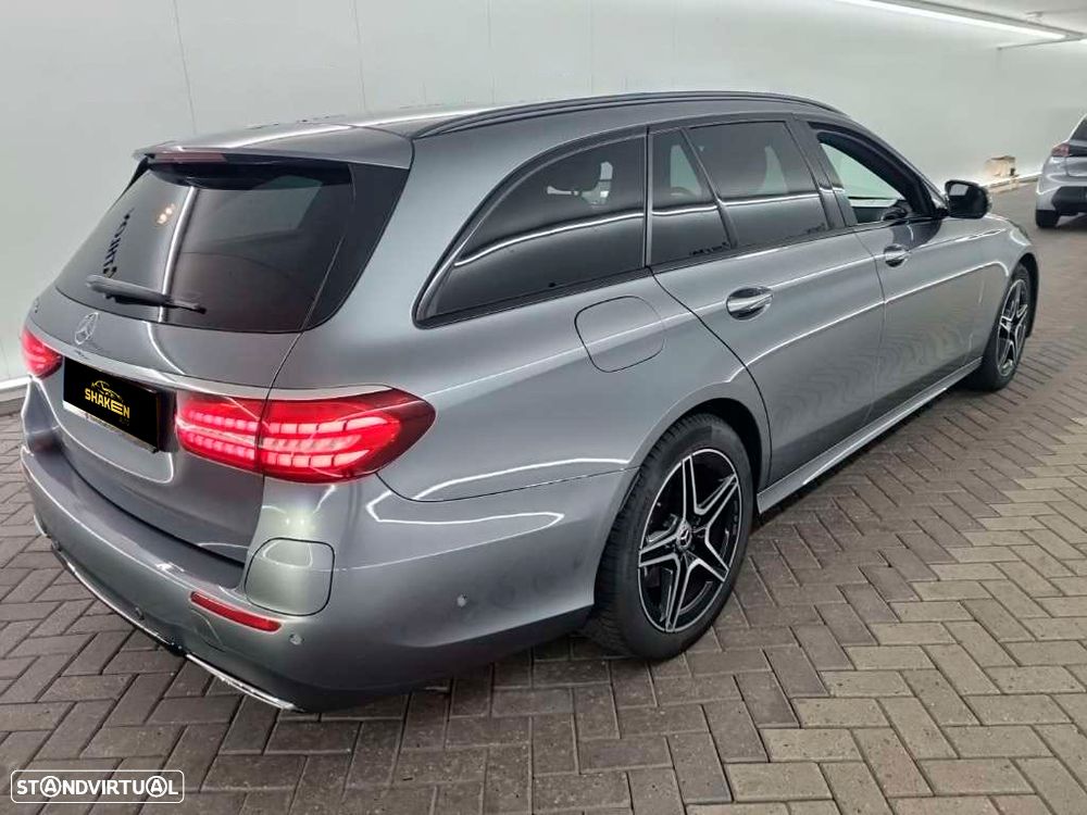 Mercedes-Benz E 300 e Station 9G-TRONIC AMG Line - 3