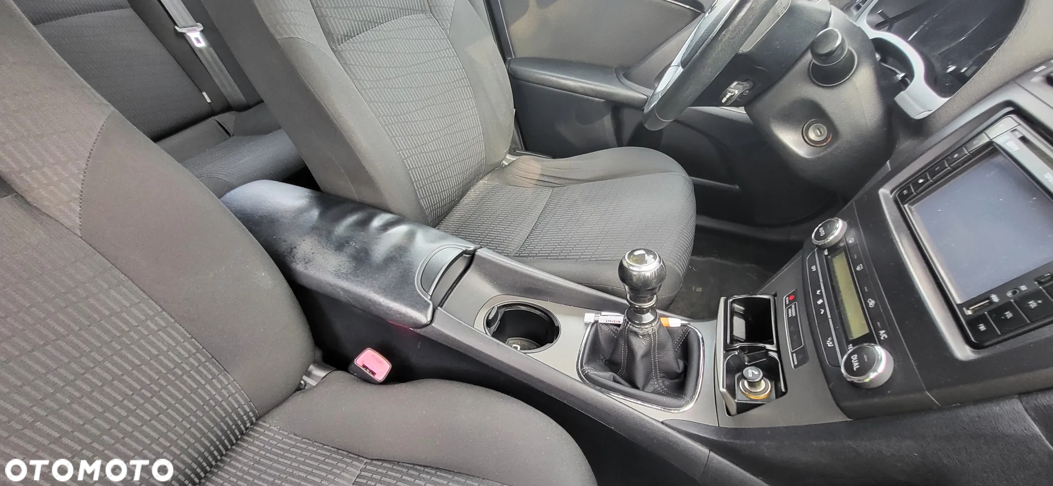 Toyota Avensis - 20