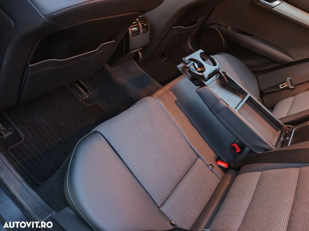 Mercedes-Benz C 250 CDI Avantgarde Edition - 11