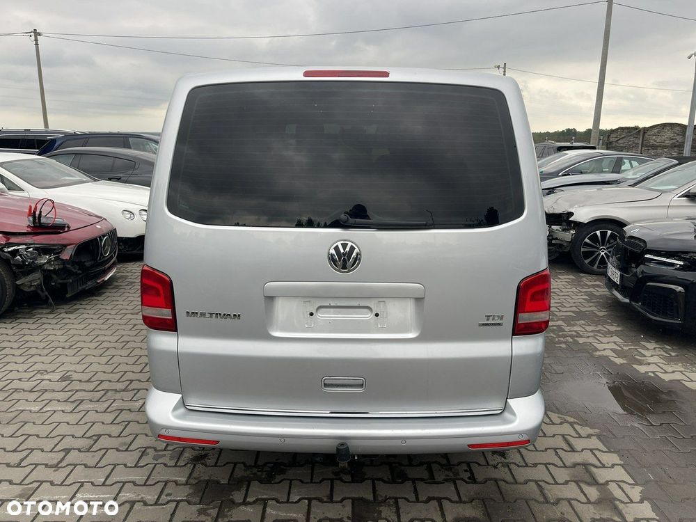 Volkswagen Multivan - 6