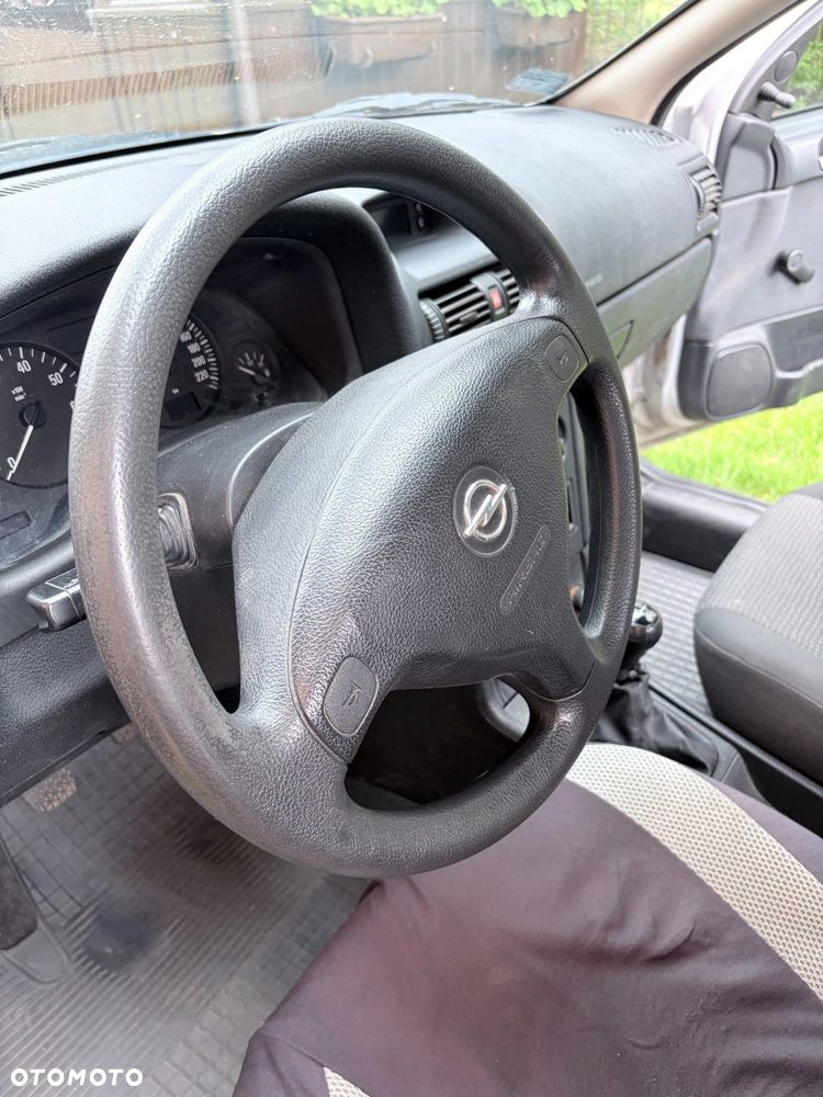Opel Astra 1.4 - 17