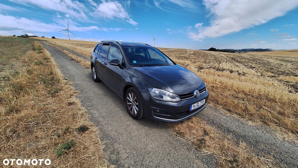 Volkswagen Golf Variant 1.6 TDI BlueMotion Technology DSG Lounge - 4