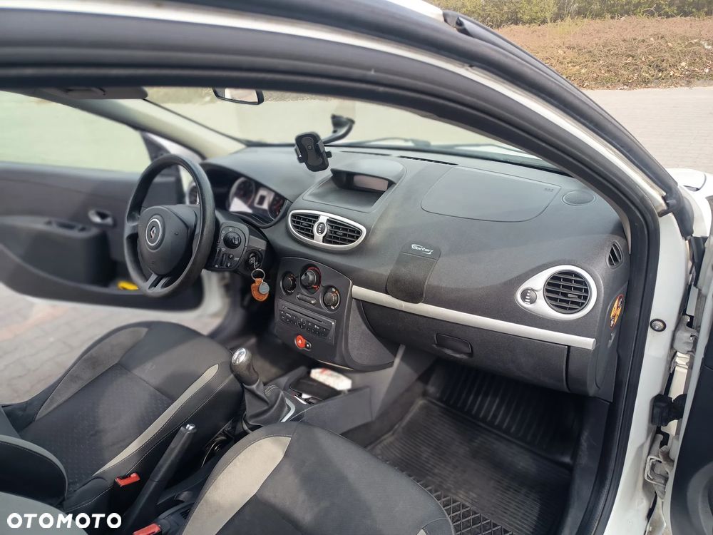 Renault Clio 1.5 dCi Tech Run - 9