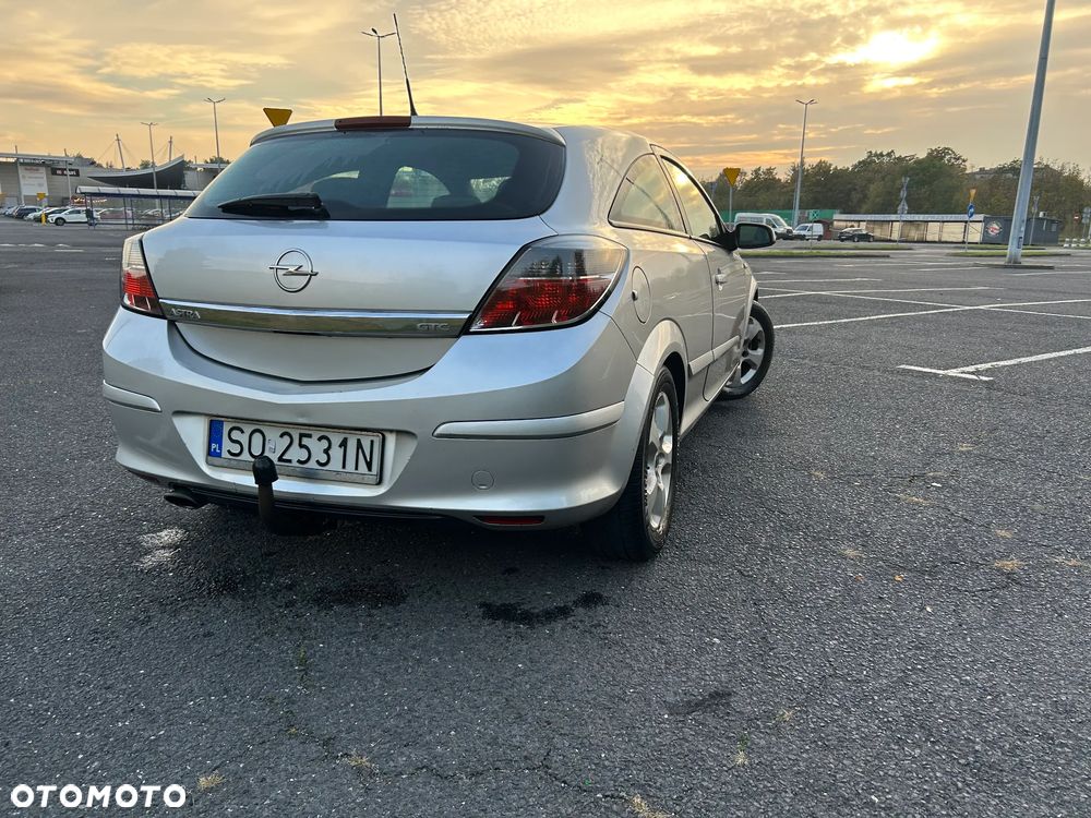 Opel Astra - 2