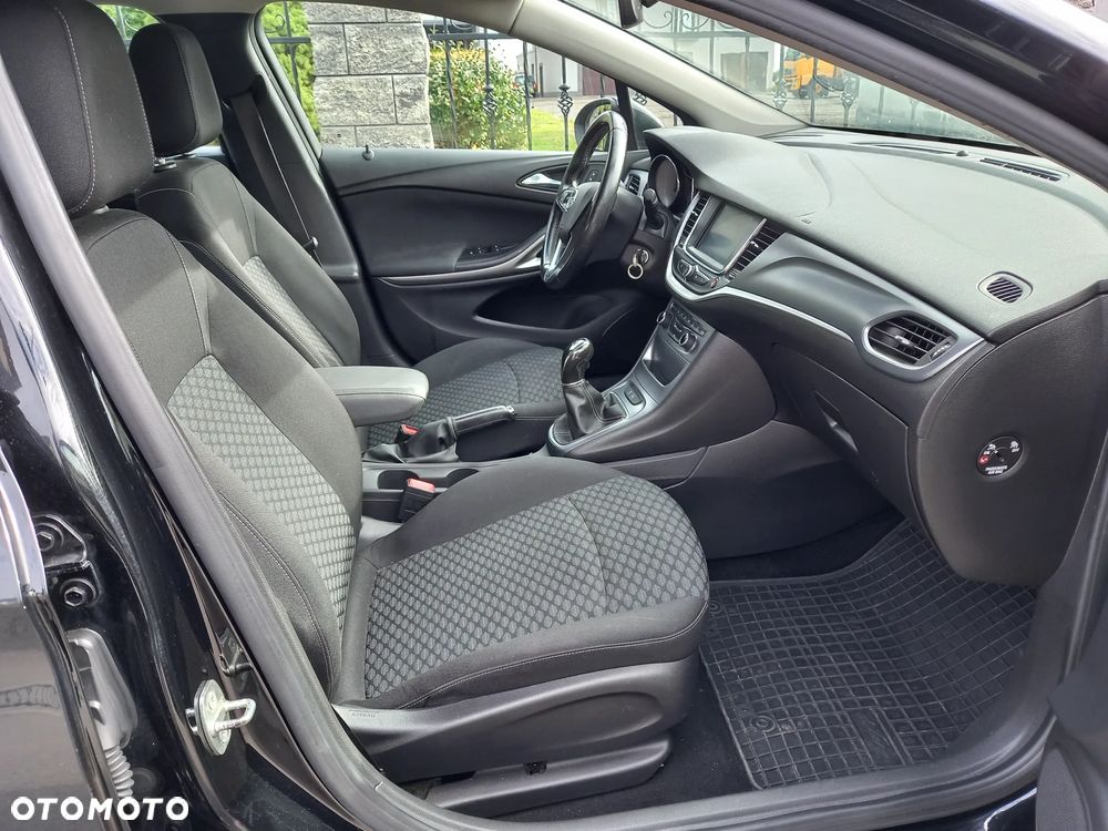 Opel Astra V 1.4 T GPF Dynamic - 3