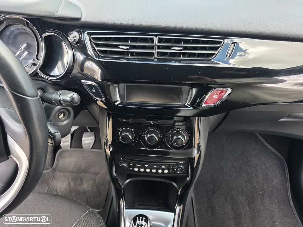 DS DS3 Pure Tech VTi 82 SoChic - 22