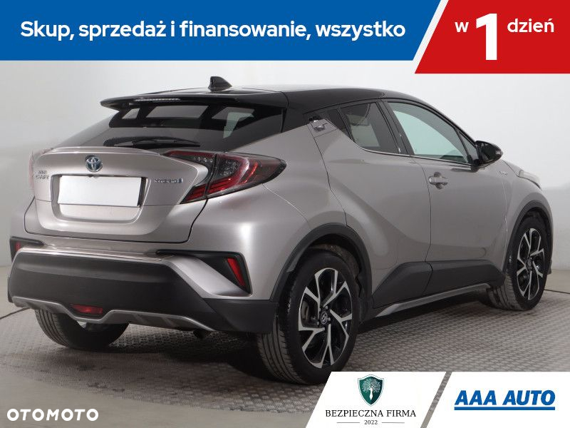 Toyota C-HR - 6