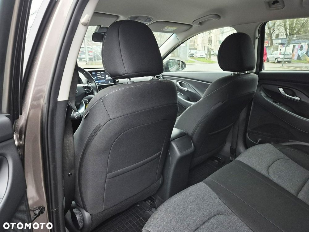 Hyundai i30 1.5 T-GDI 48V Smart - 14